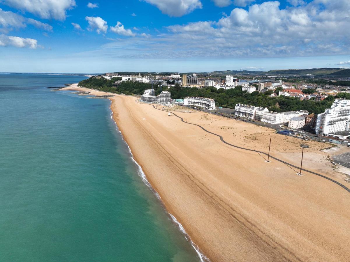 Wonderful West End - Parking Inc Apartment Folkestone Exterior photo