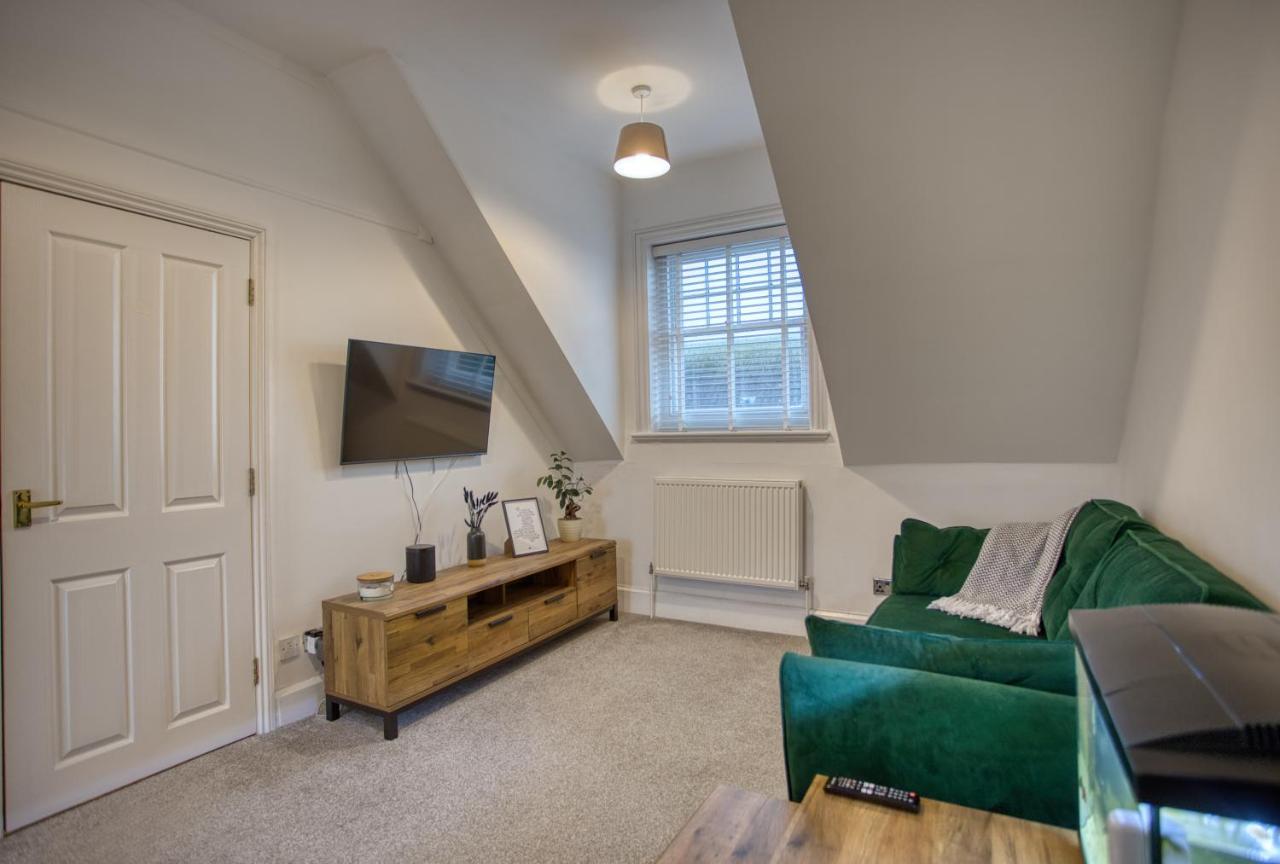 Wonderful West End - Parking Inc Apartment Folkestone Exterior photo